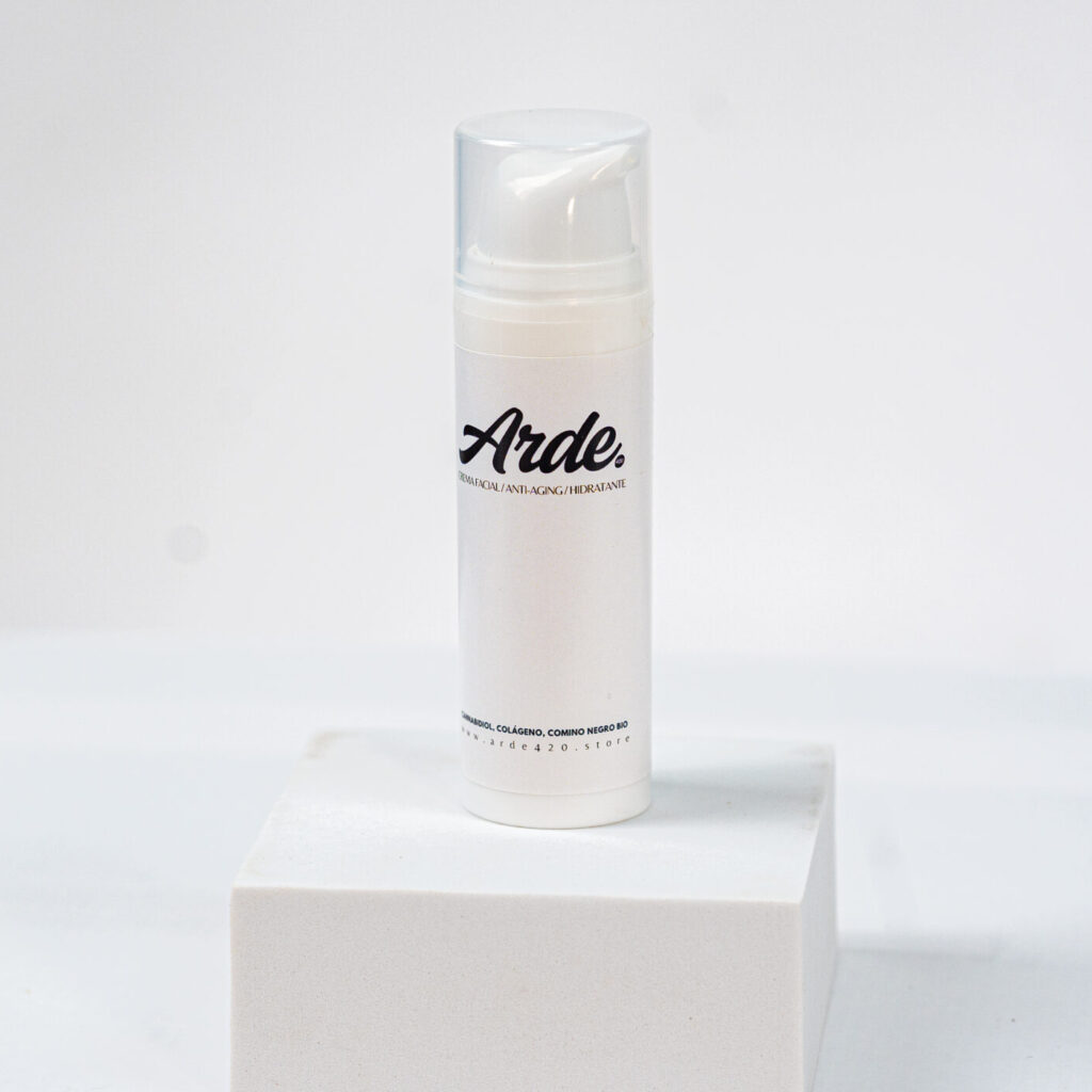 Crema Facial Anti-Edad CBD